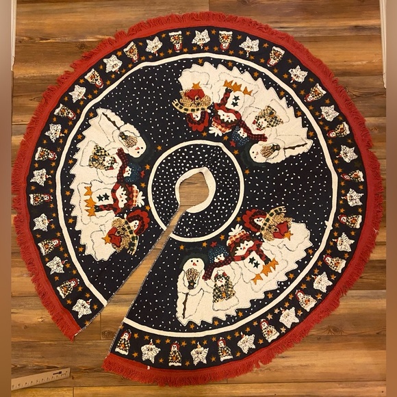 Other - Christmas Snow family tree skirt